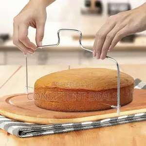 Portable Adjustable Cake Slicer
