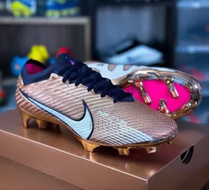 Nike Mercurial Vapor 15 Football Boots