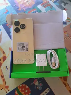 Photo - New Infinix Smart 8 128 GB Rose Gold