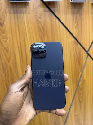 Photo - Apple iPhone 15 128 GB Black