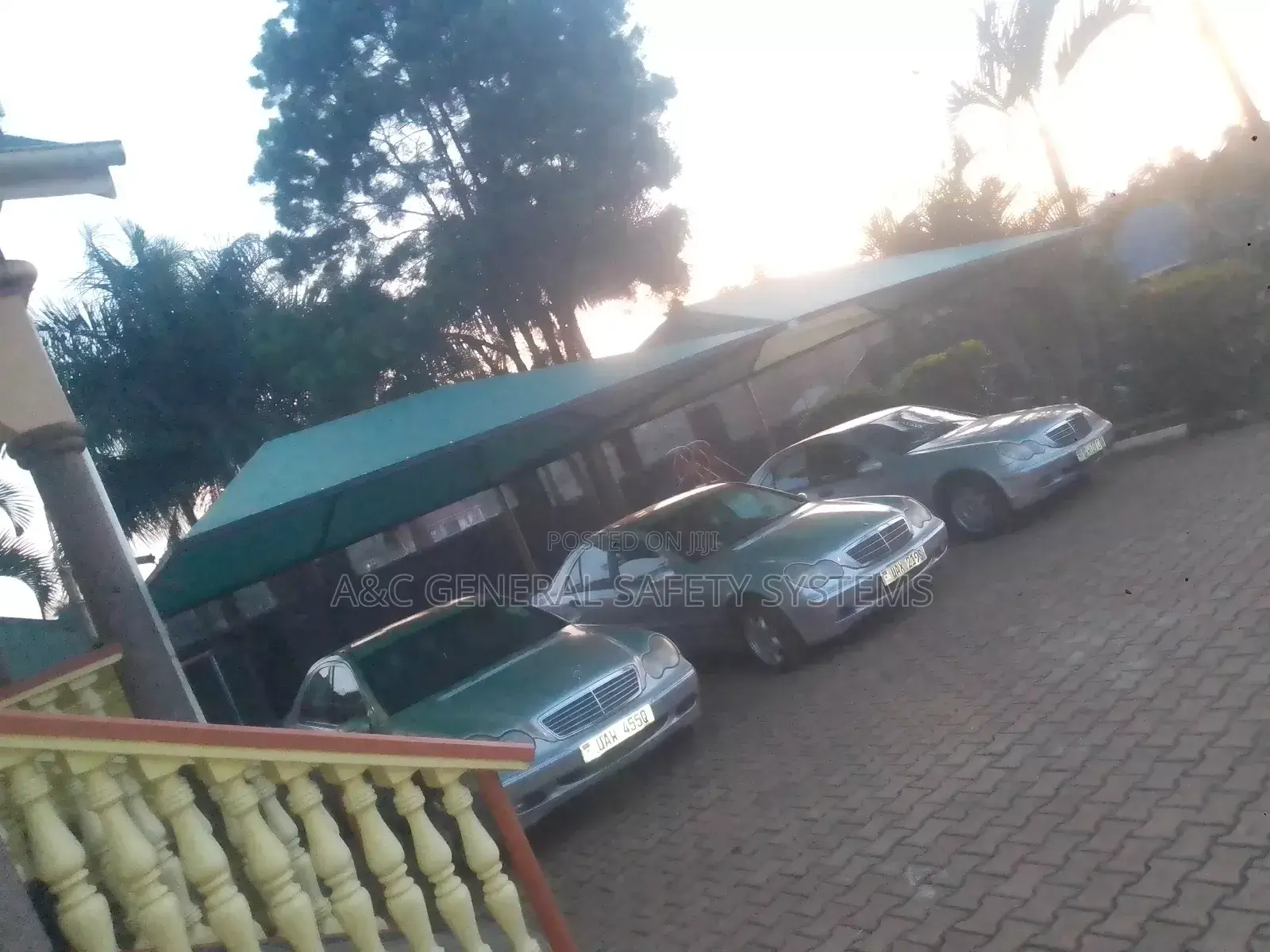 Carports Parking 3 Cars Water and Sunproof