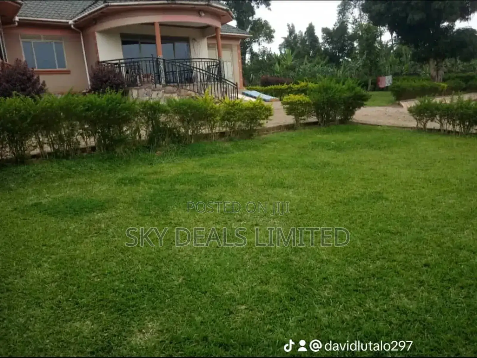 3bdrm Bungalow in Buwate, Nakawa for rent