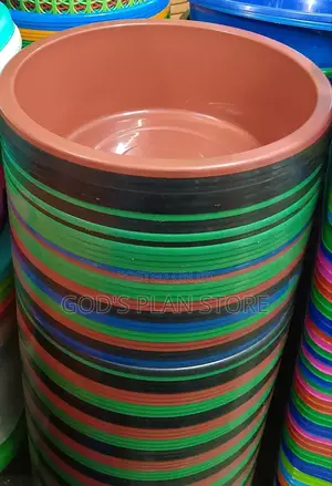 Plastic Basins 72pcs