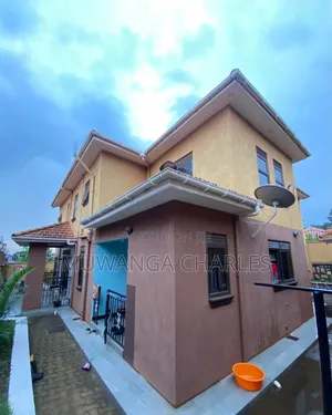 Furnished 5bdrm Duplex in Fs Properties Ltd, Central Division for sale