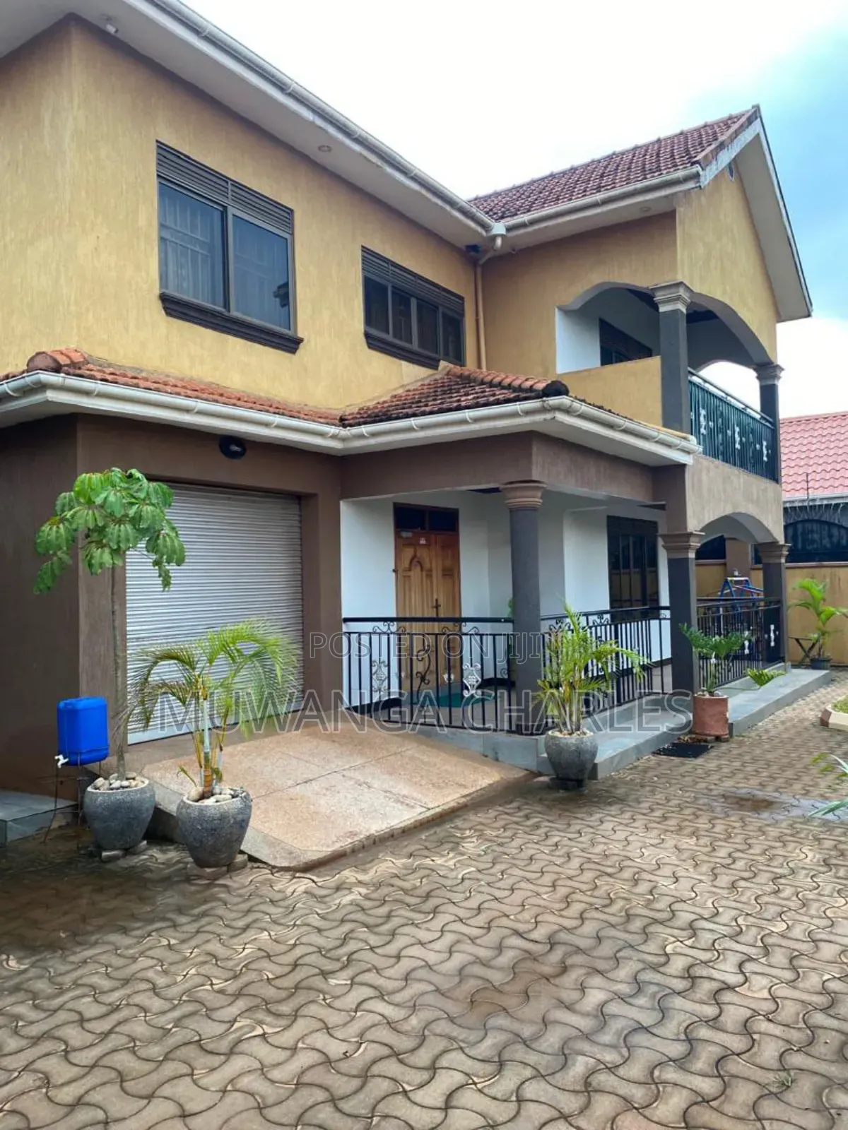 Furnished 5bdrm Duplex in Fs Properties Ltd, Central Division for sale