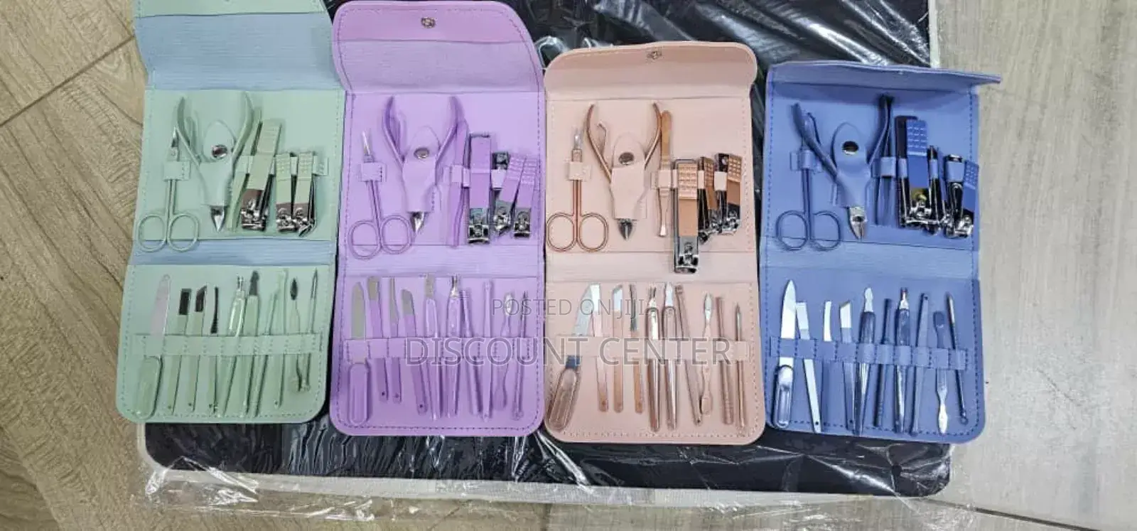 Manicure Kits