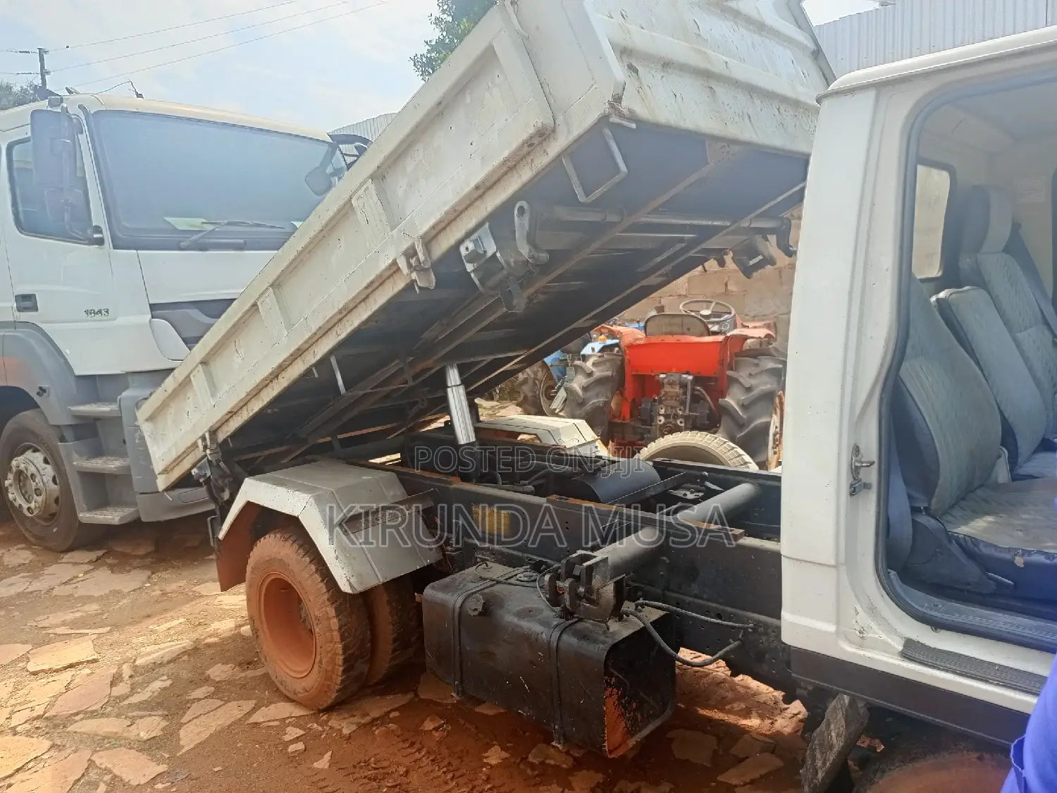 Isuzu Elef Dampa