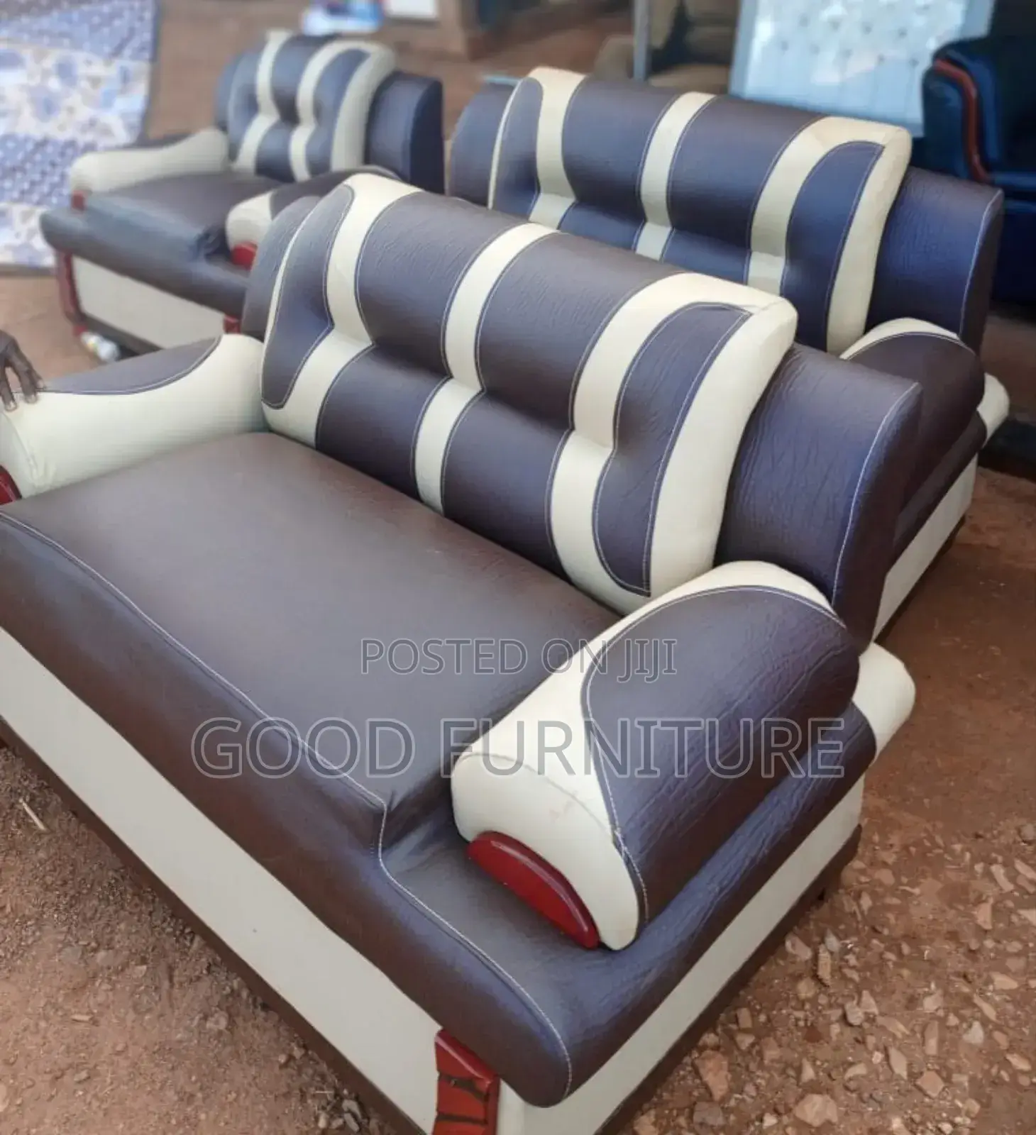 Reliable Five Seaters Sofas Set