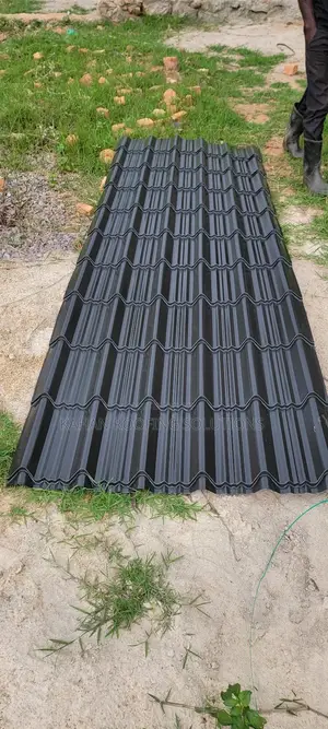 Versatile Iron Sheets G28 Black Ironsheets