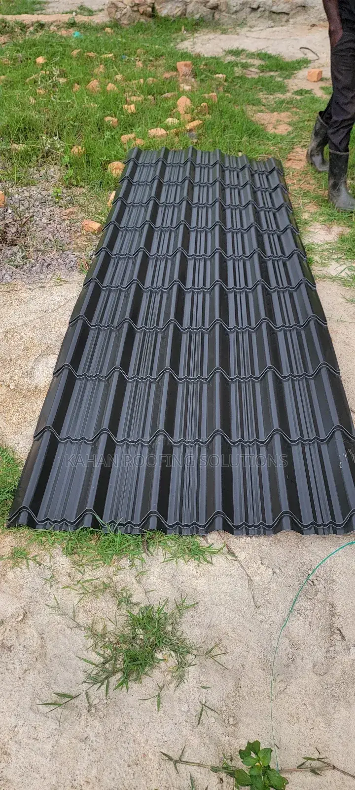 Versatile Iron Sheets G28 Black Ironsheets