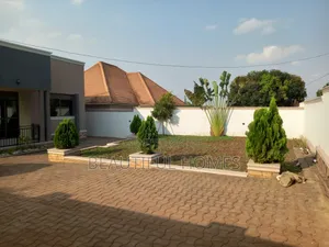 Furnished 4bdrm House in Kira for sale