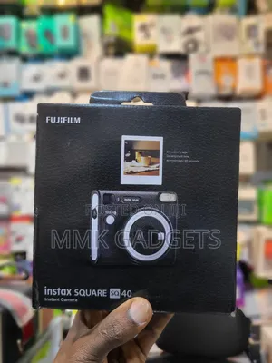 Fujifulim Instax Square SQ40