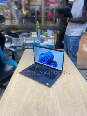 New Laptop Dell Latitude 7400 8GB Intel Core I5 SSD 512GB