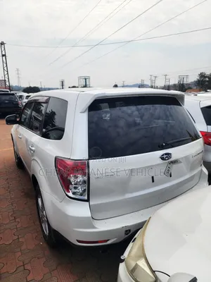 Subaru Forester 2011 Pearl