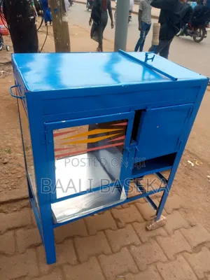 Charcoal Popcorn Machine/Warranted