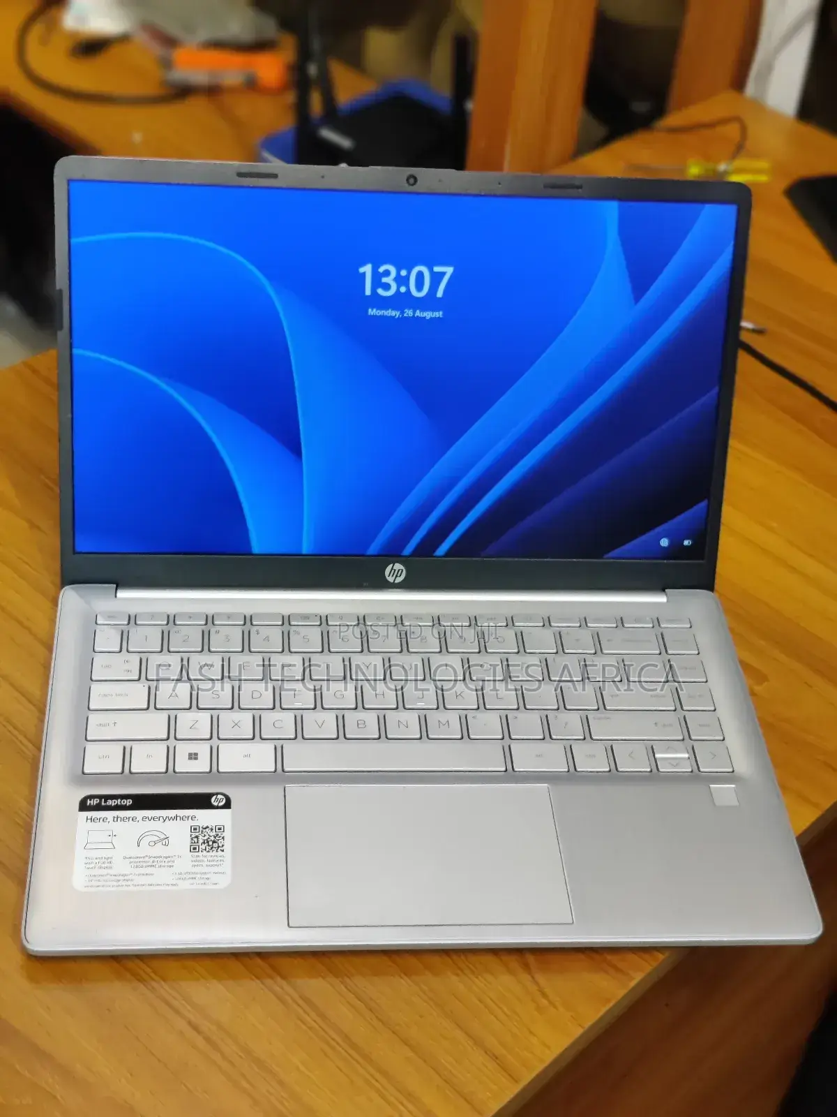 New Laptop HP 14S 4GB Intel Celeron SSD 128GB