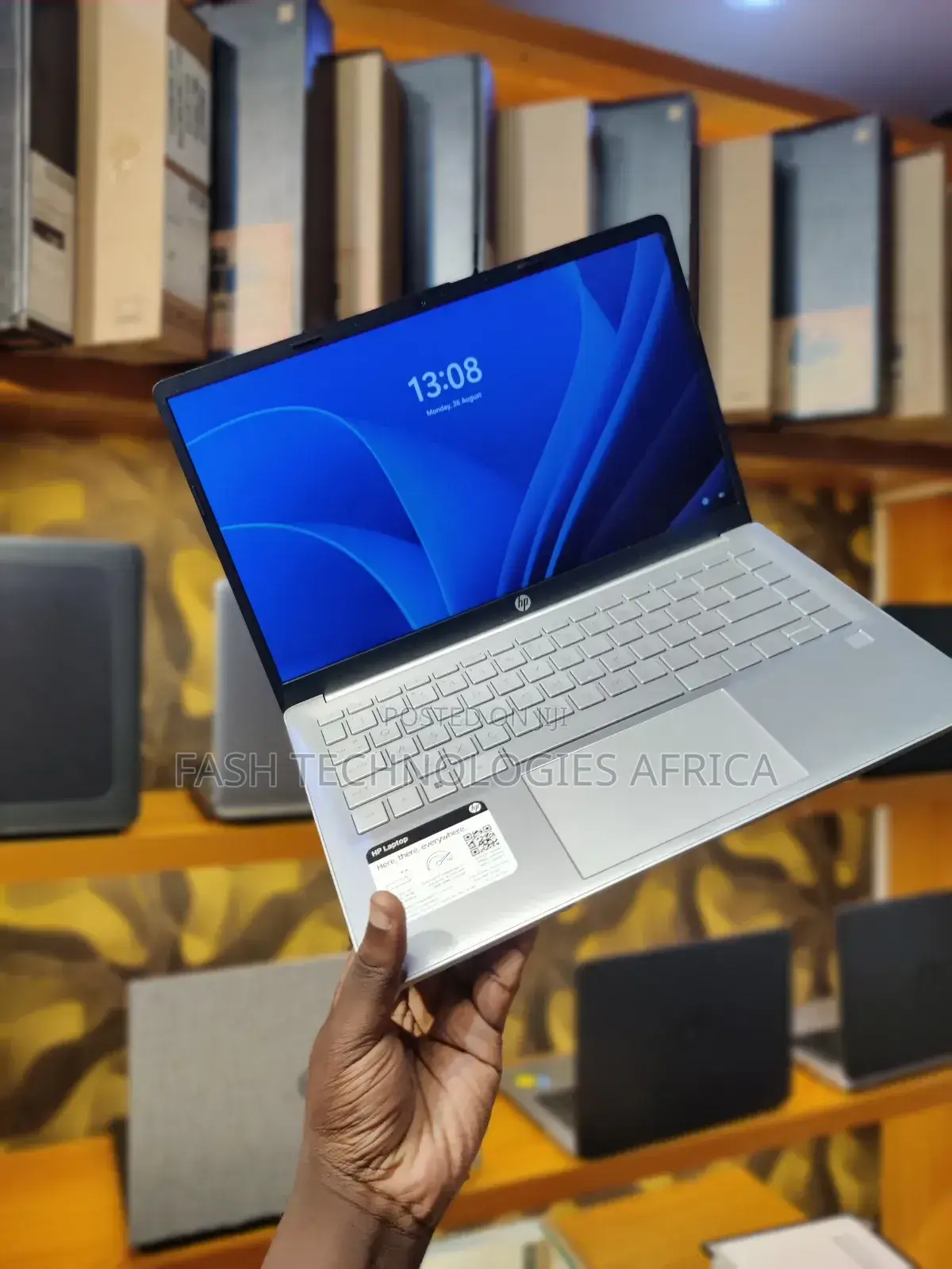 New Laptop HP 14S 4GB Intel Celeron SSD 128GB