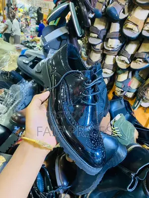 Shinny Oxfords Black