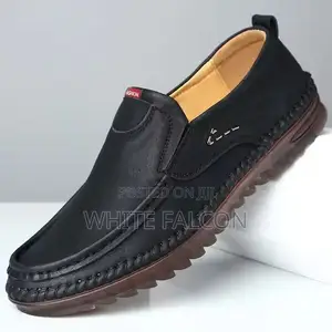 Pu Leather and Rubber Sole Men's Walking Shoes- Black