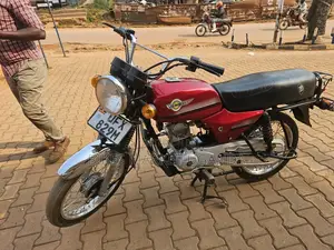 Boss Hoss BHC-3 2023 Red