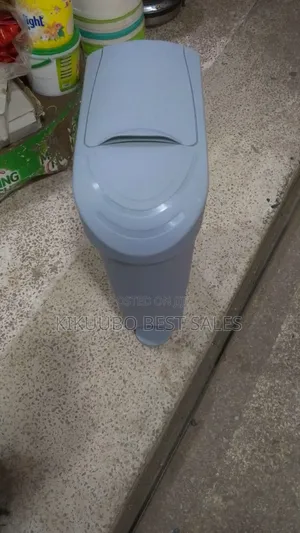 Sanitary Bins ( 21 Ltrs)