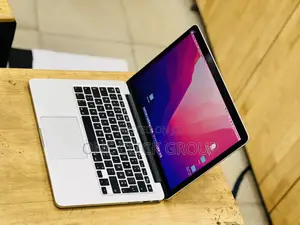 Laptop Apple MacBook Pro 2014 8GB Intel Core I5 SSHD (Hybrid) 256GB