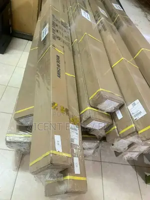 Tripod Projector Screen 240 X 240 Cm