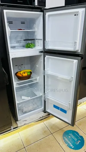HISENSE 222litres Double Door Refrigerators \\ FROST FREE