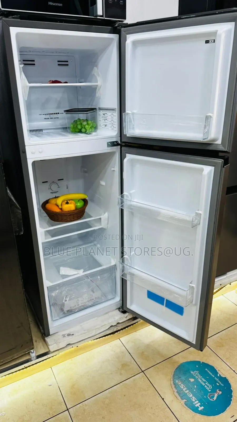 HISENSE 222litres Double Door Refrigerators \\ FROST FREE