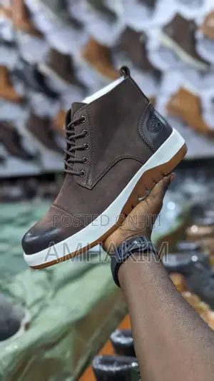 Classic Timberland Casual Boots in Stock