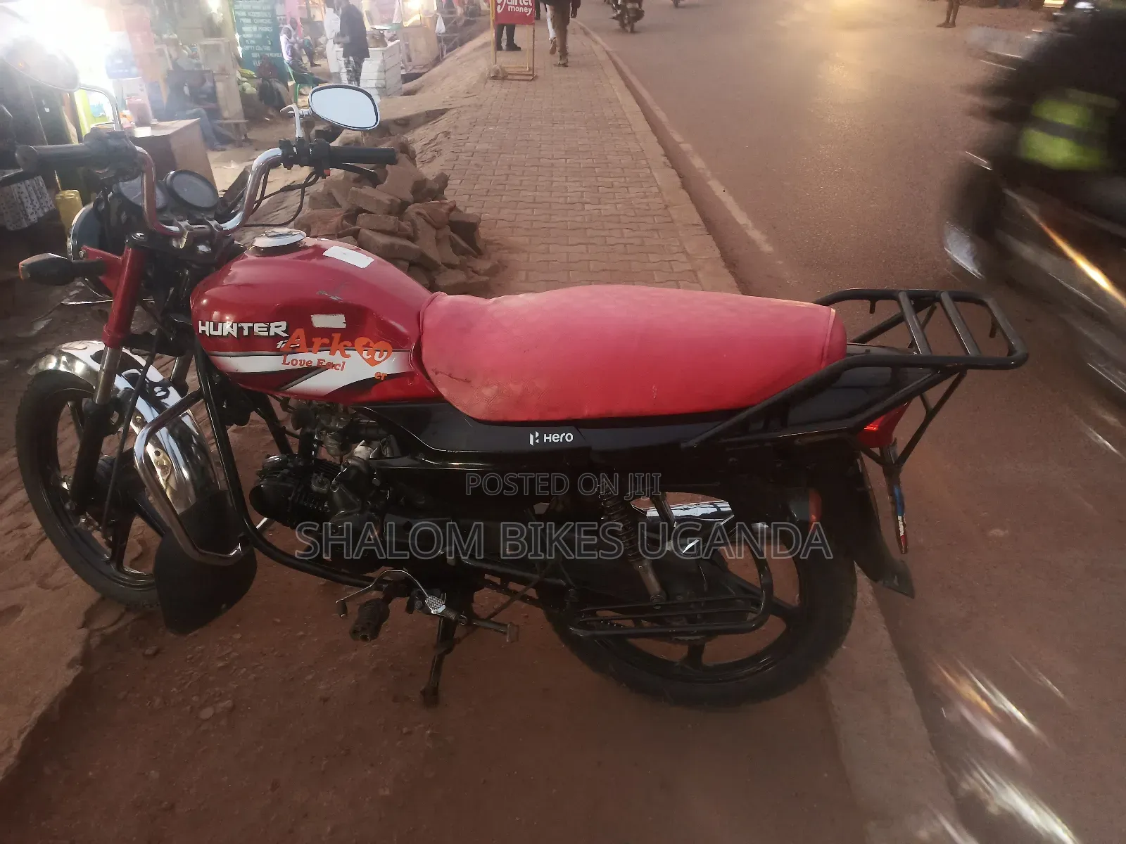 Hero Hunter 125 2022 Red