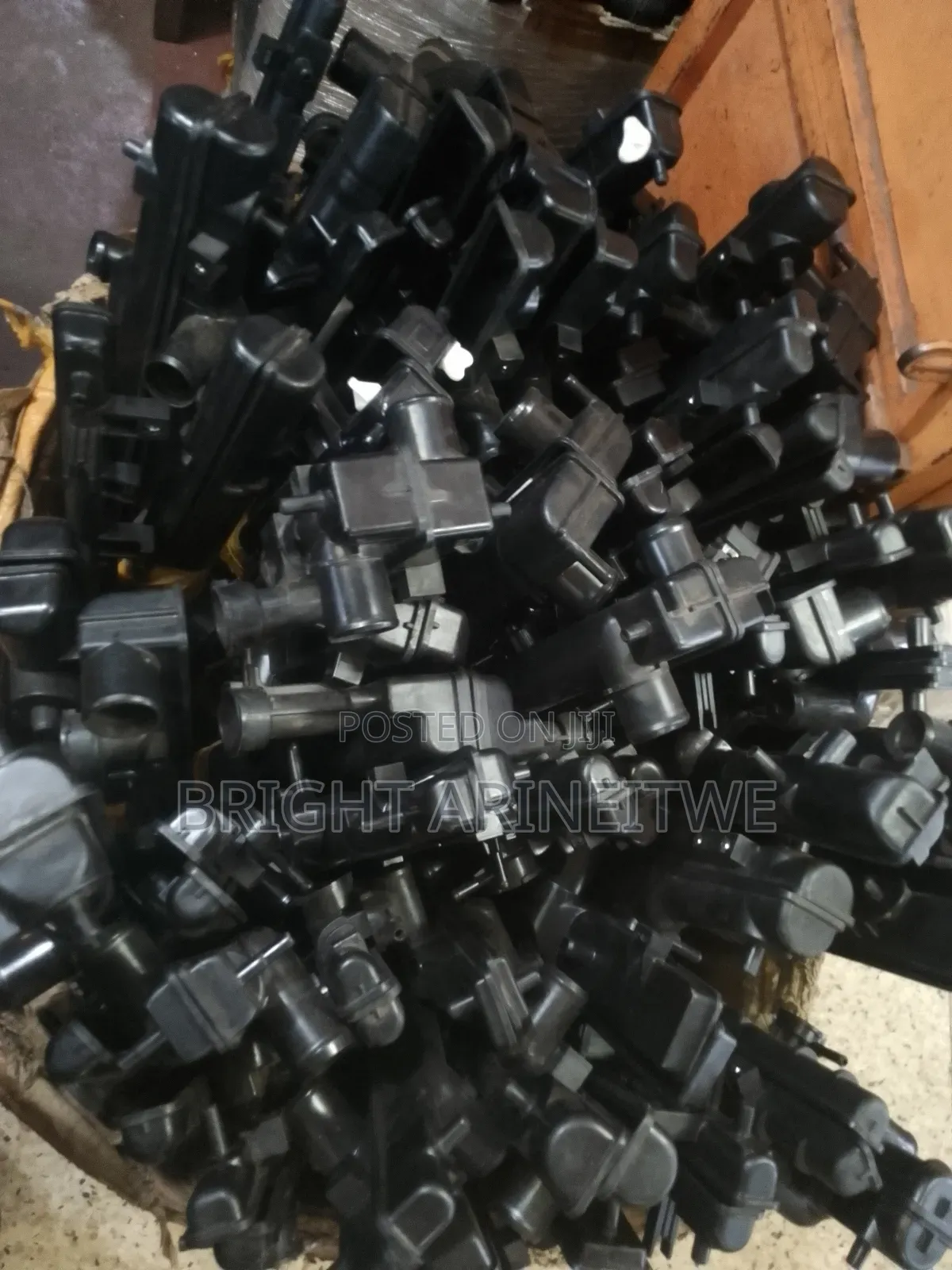 Radiator Tops for All Saloon and SUV Cars.