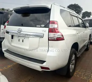 Toyota Land Cruiser Prado 2.8 D-4D 2015 White