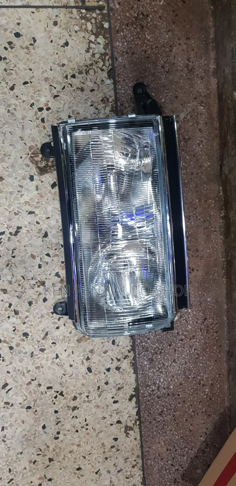 Headlamps for Landcruiser VX Baloon