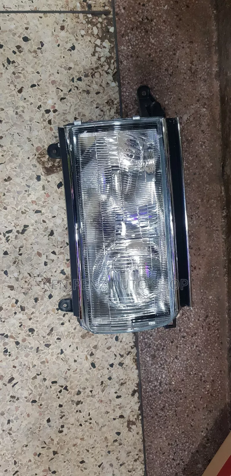 Headlamps for Landcruiser VX Baloon