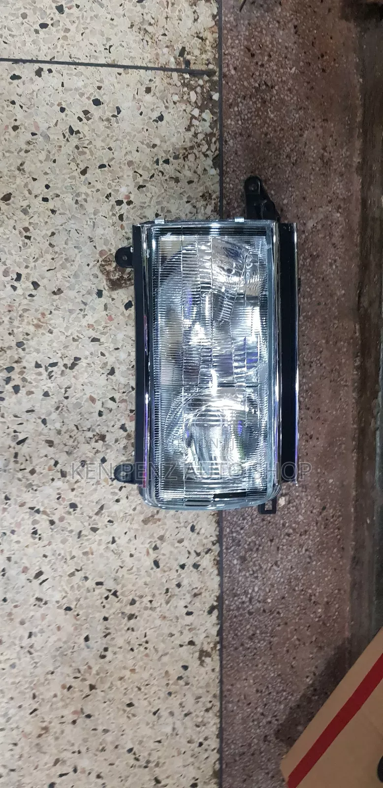 Headlamps for Landcruiser VX Baloon