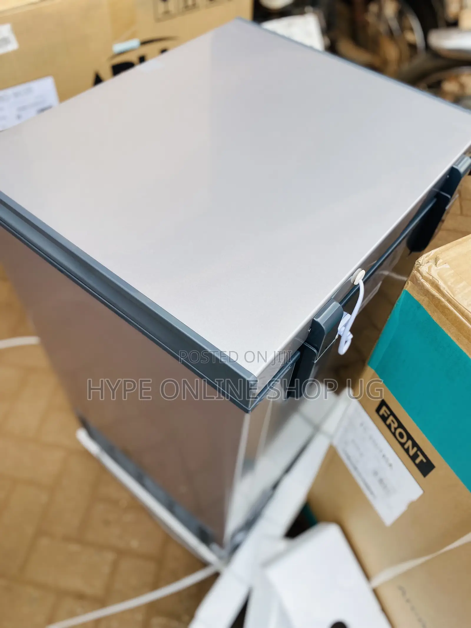 Pixel 130L Deep Freezer