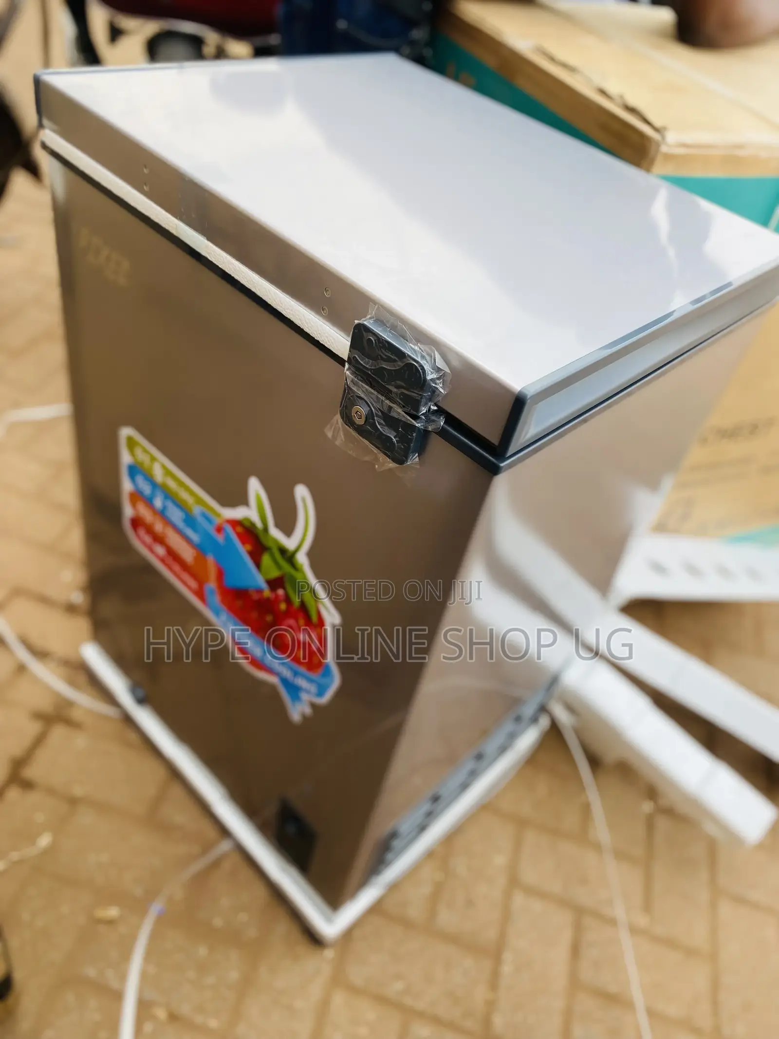 Pixel 130L Deep Freezer