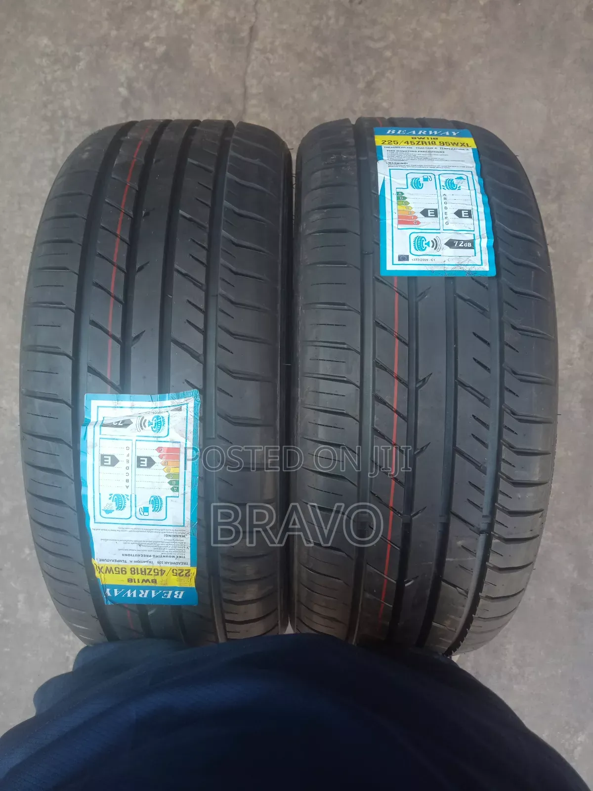 Tyre 225/45r18 for Golf, Mark X.