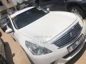 Nissan Skyline 2008 White