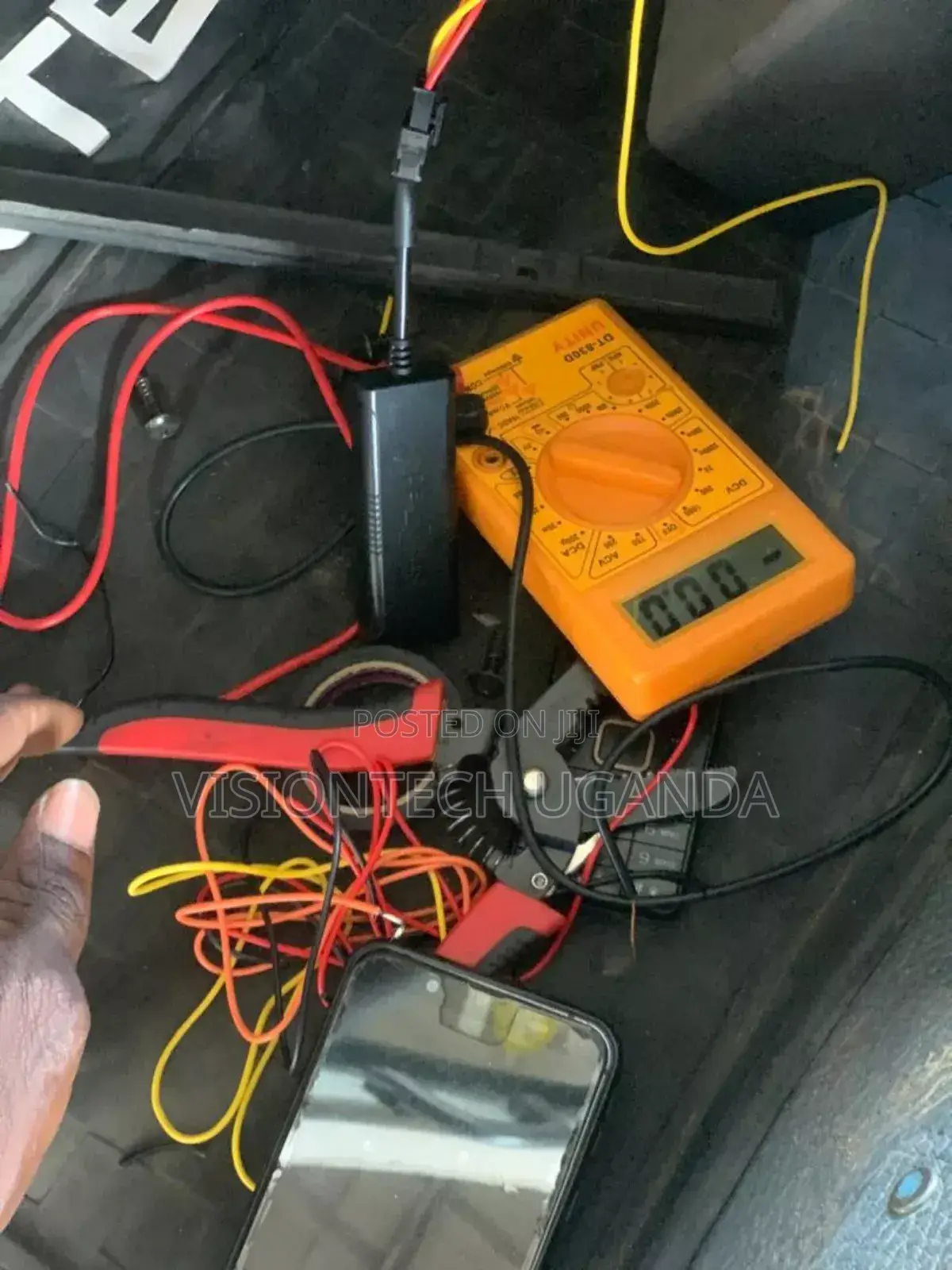 Phone Controlled GPS Tracker