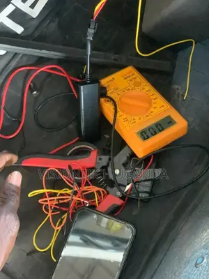 Phone Controlled GPS Tracker