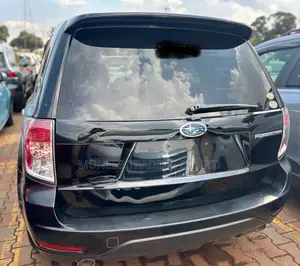 Subaru Forester 2.0D X 2010 Black