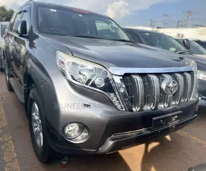 Toyota Land Cruiser Prado 2.8 D-4D 2015 Gray