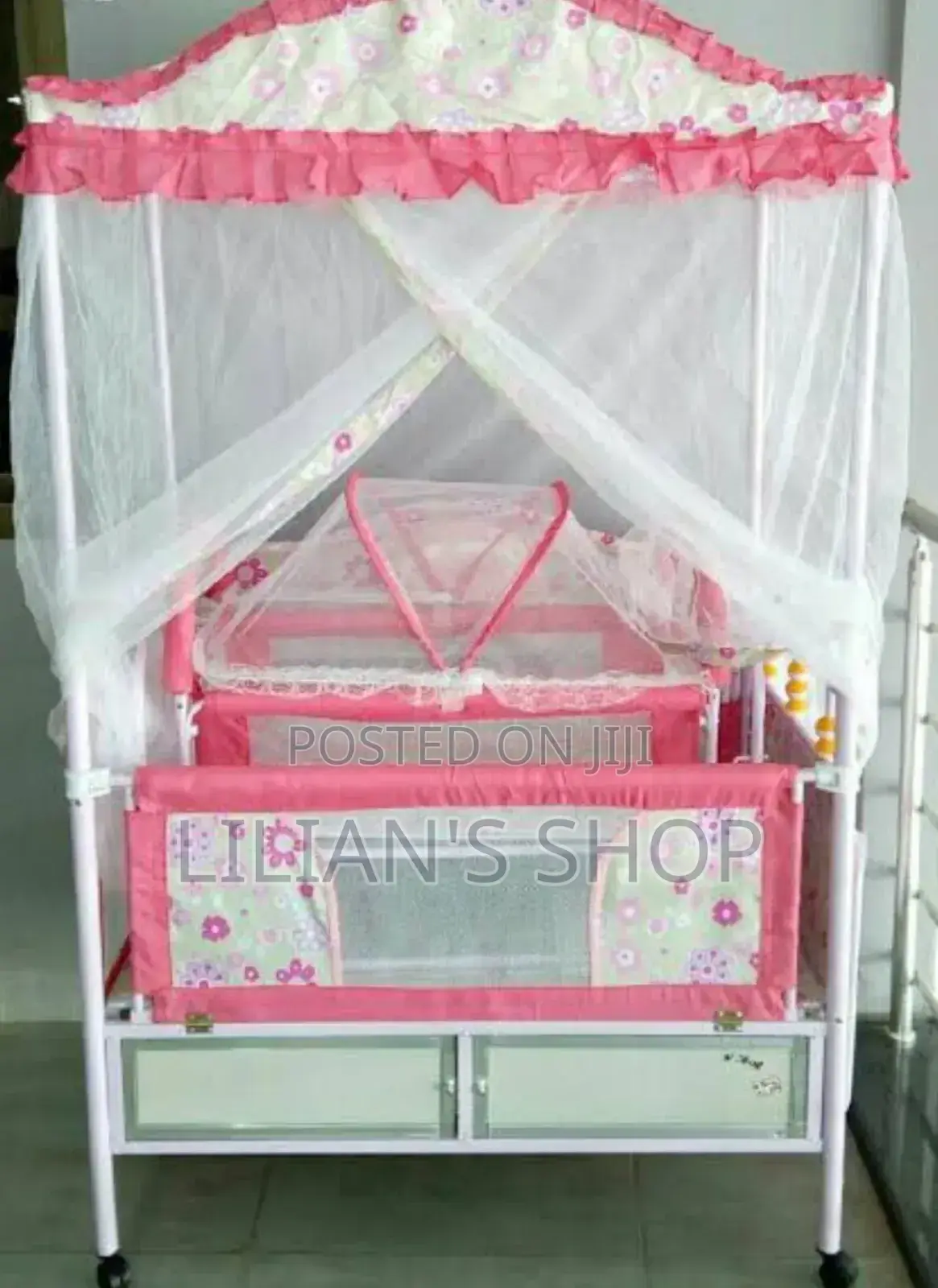 Durable Metallic Baby Bed With Mosquito Net