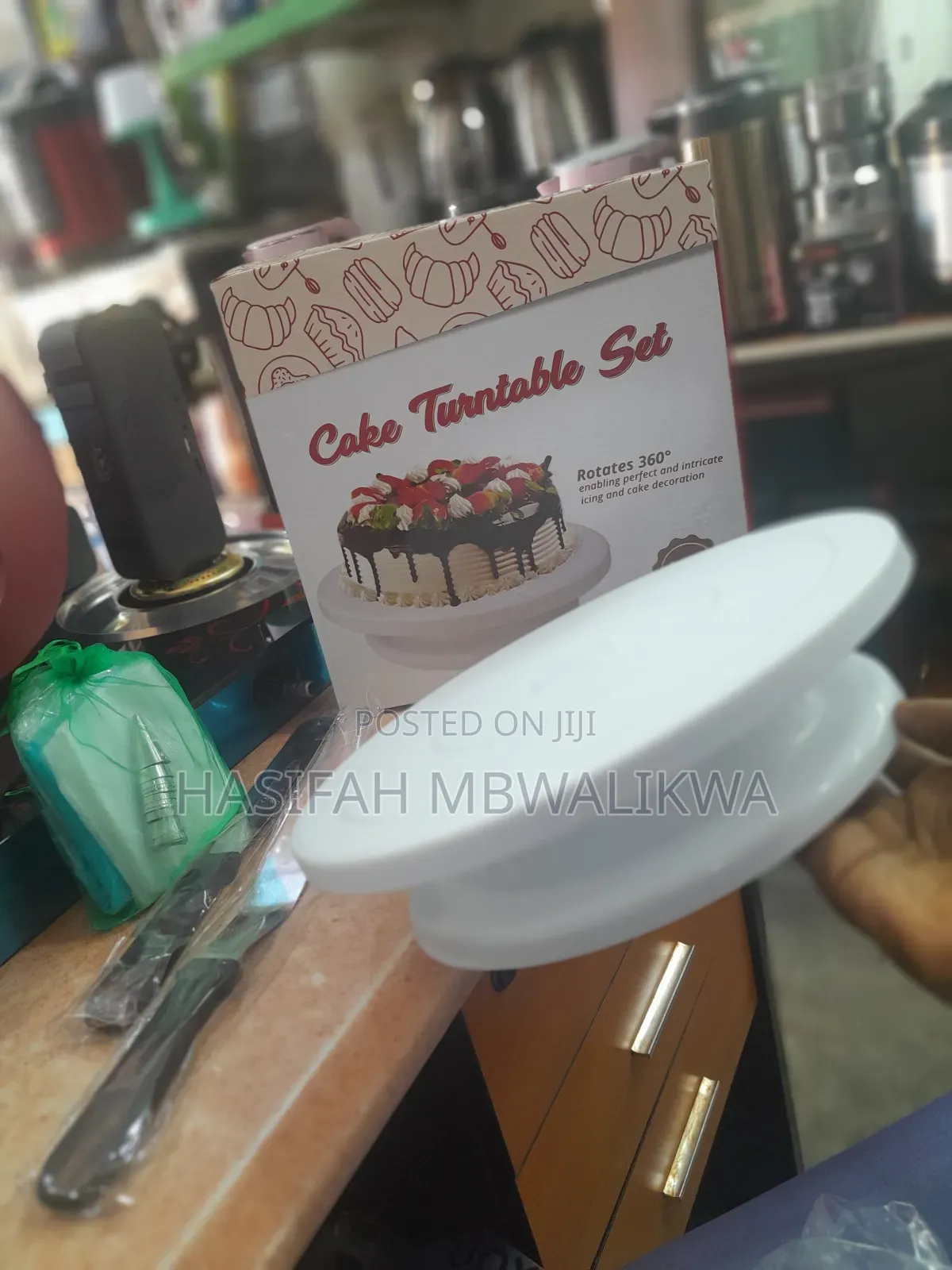 Cake Turn Table Set