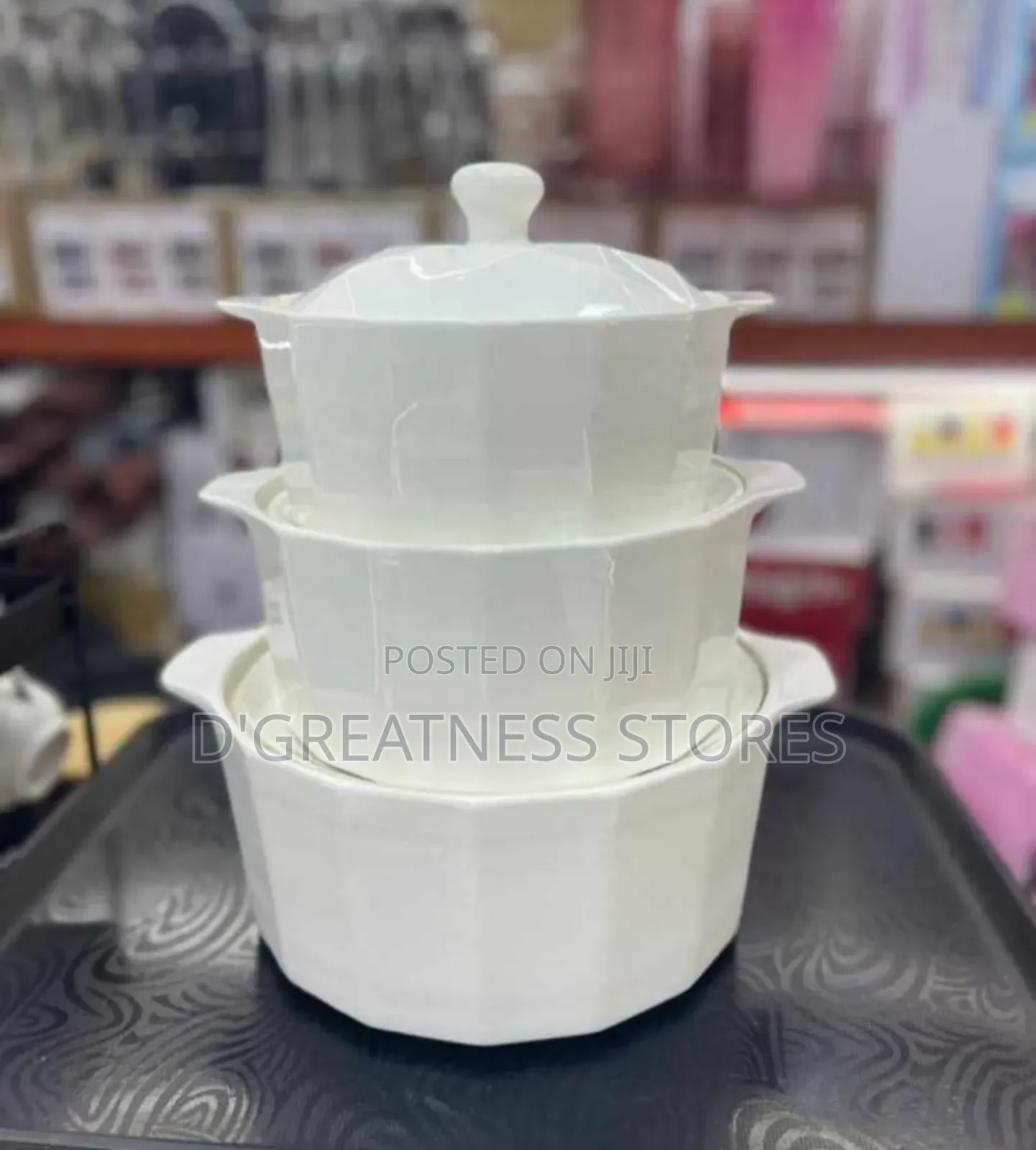 Large Sized Serving Dishes