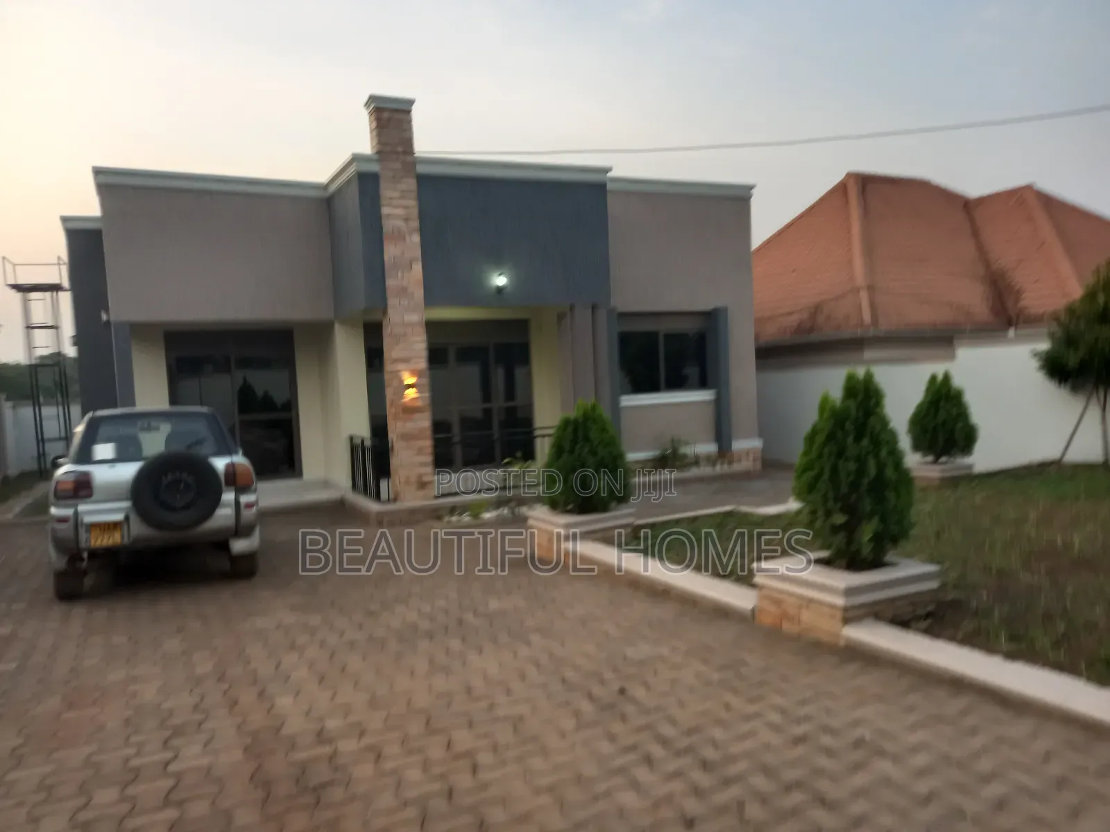 Furnished 4bdrm House in Kira for sale