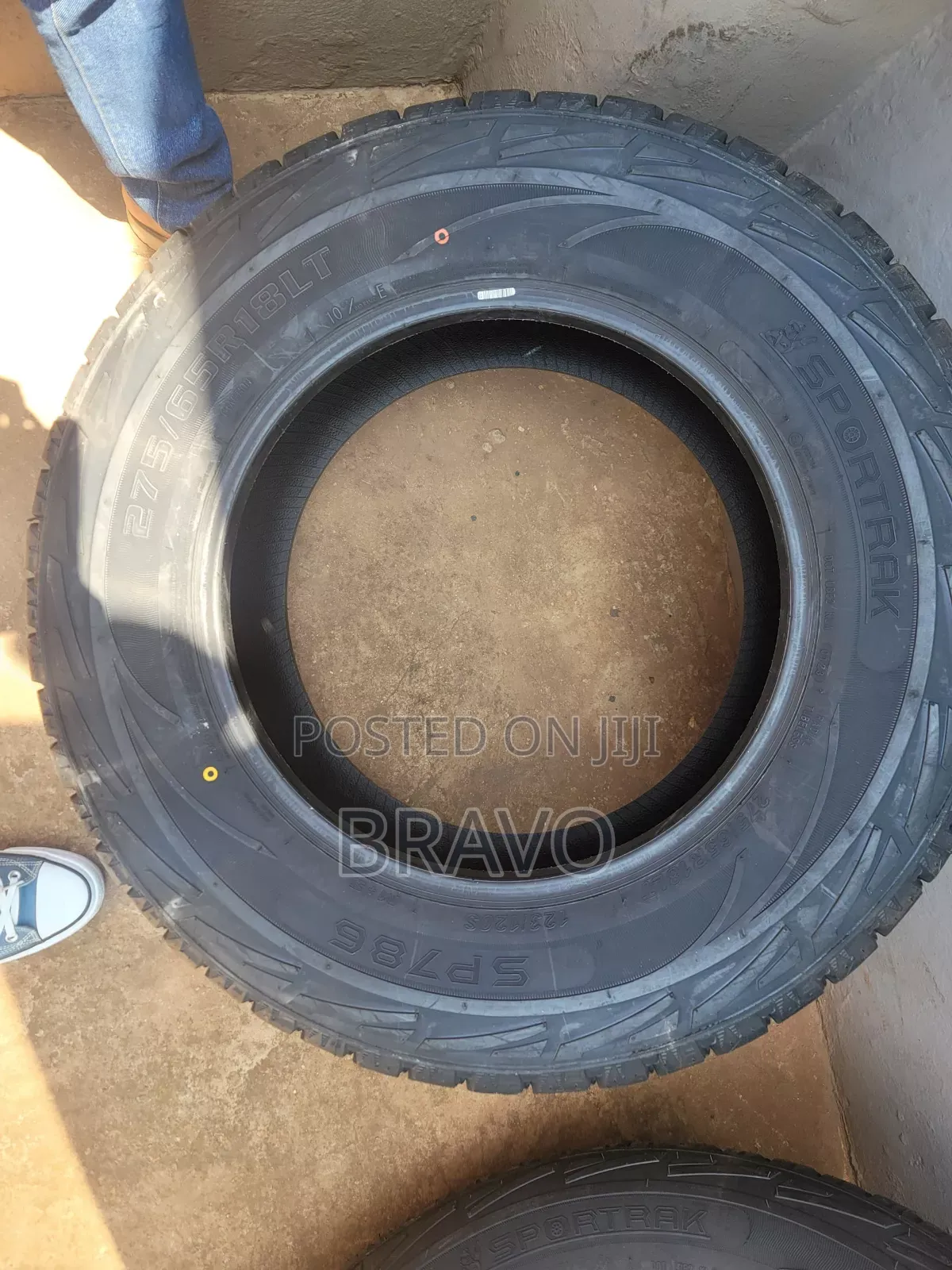 275/65r18 Tires for Ford.