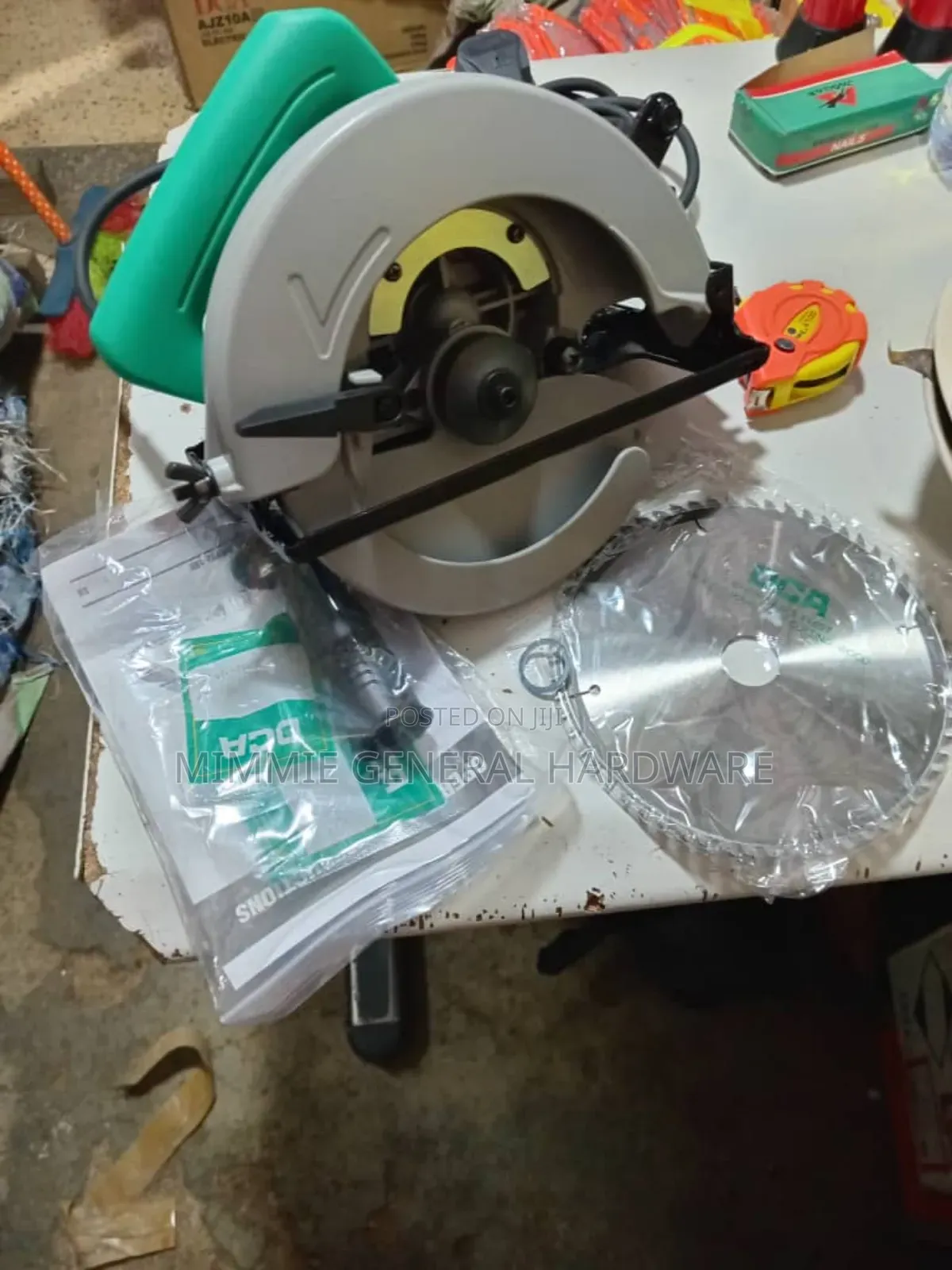 Heavy Duty Circular Saw 7 DCA